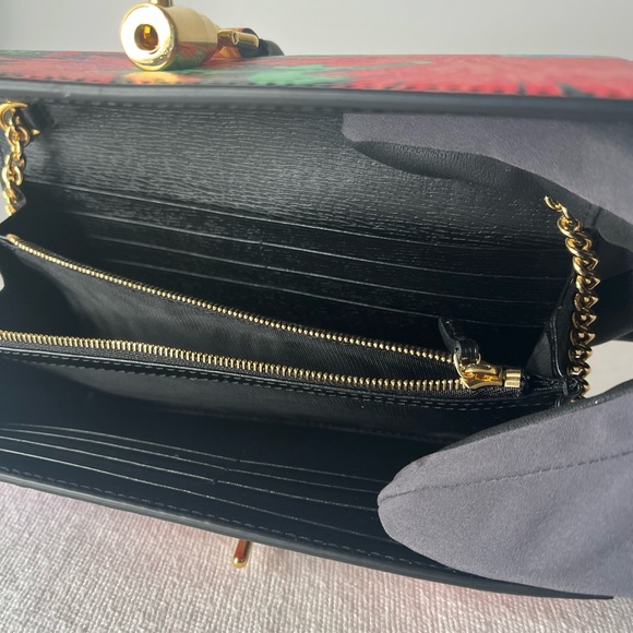 Gucci Ken Scott Crossbody Shoulder Bag (Wallet On Chain ) - Picture 13 of 13